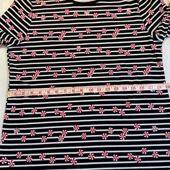 Talbots Black & White Sz LP Striped Top w/ Red Peppermint Candies/SequinsPattern - Picture 5 of 11